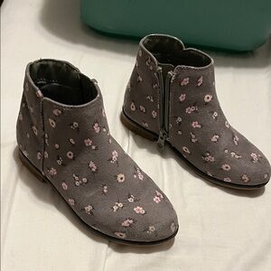 Cat & Jack Floral Patterned Kids Boots